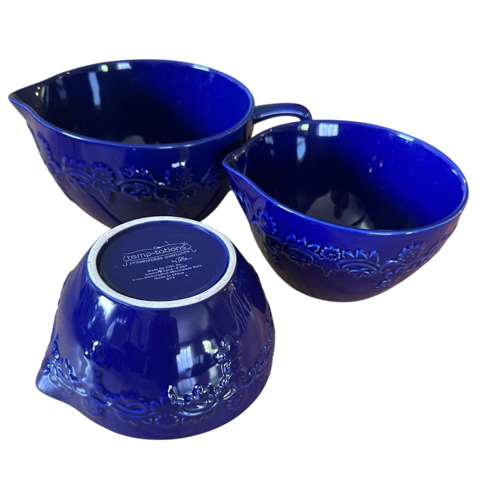 TEMPTATIONS Country Lace bowls
